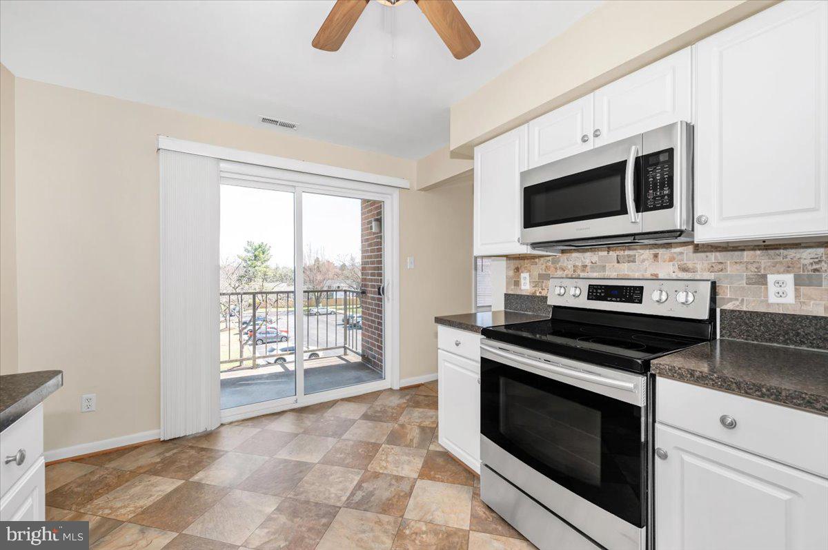 GLADE TOWN - Residential