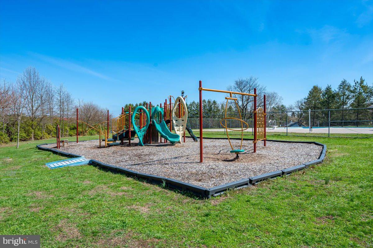 GLADE TOWN - Residential