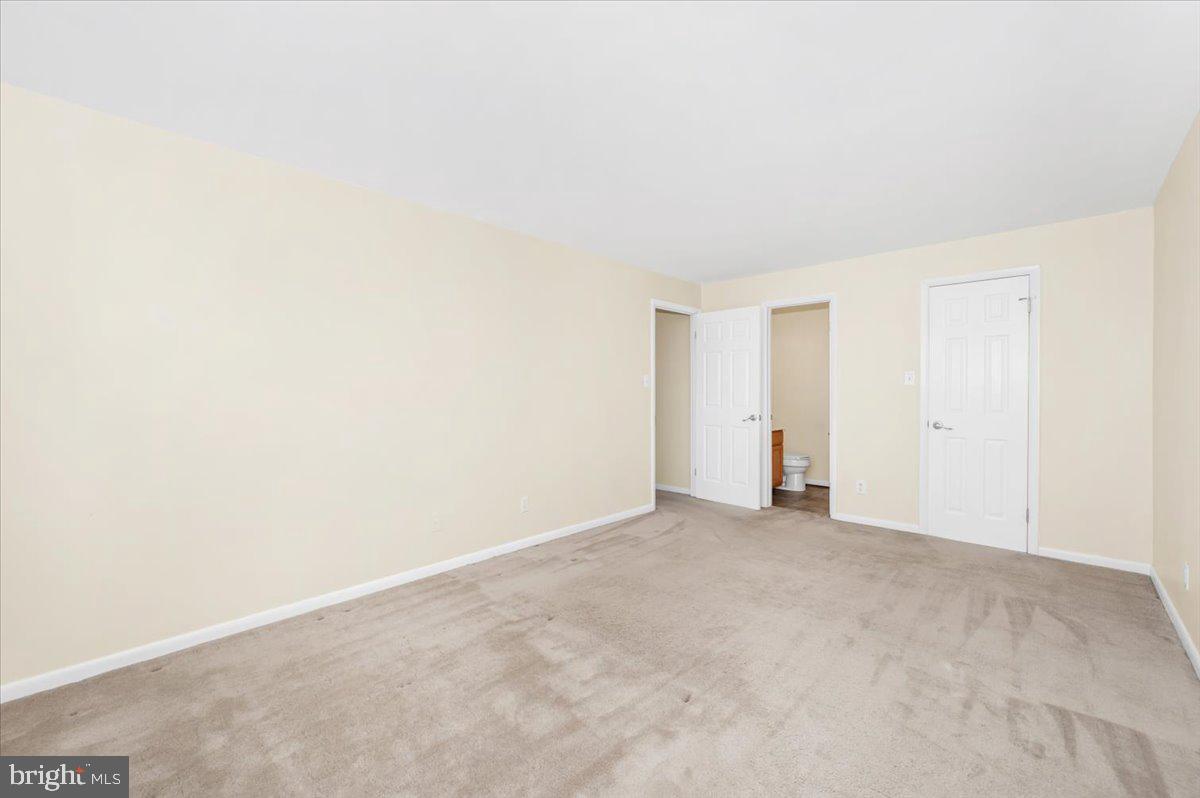 GLADE TOWN - Residential