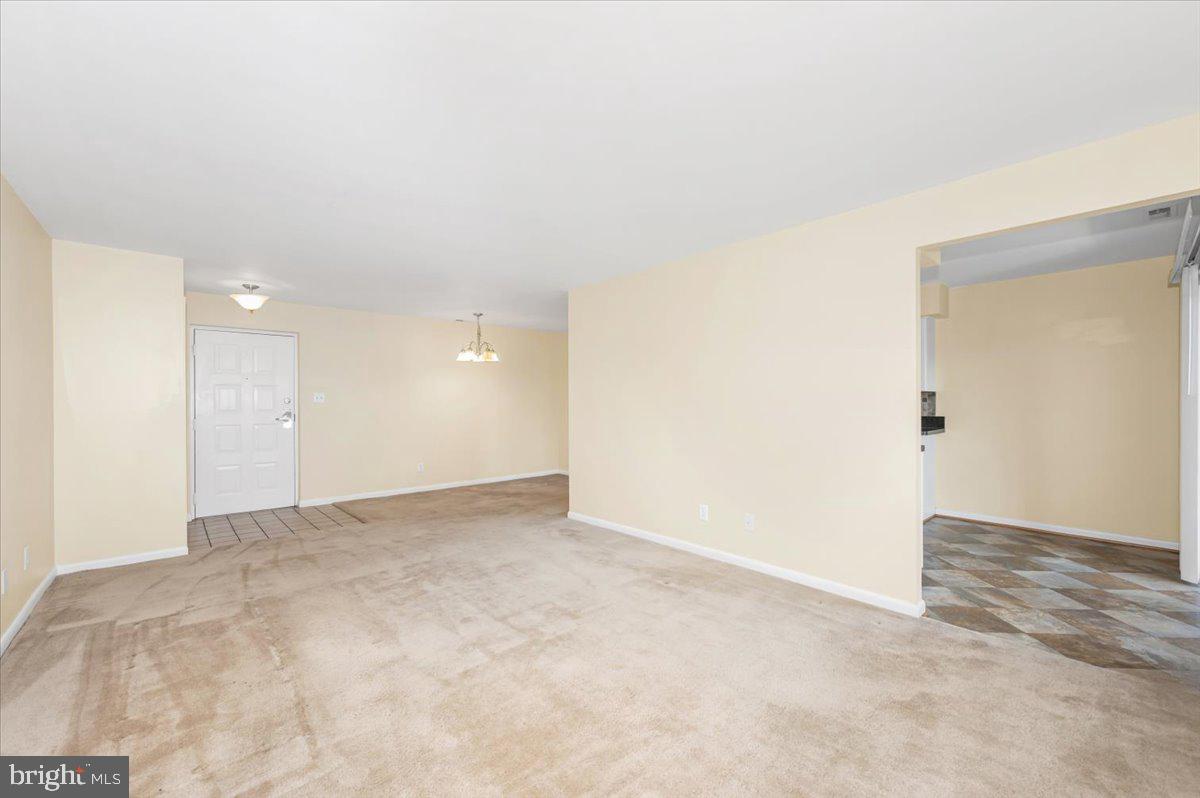 GLADE TOWN - Residential