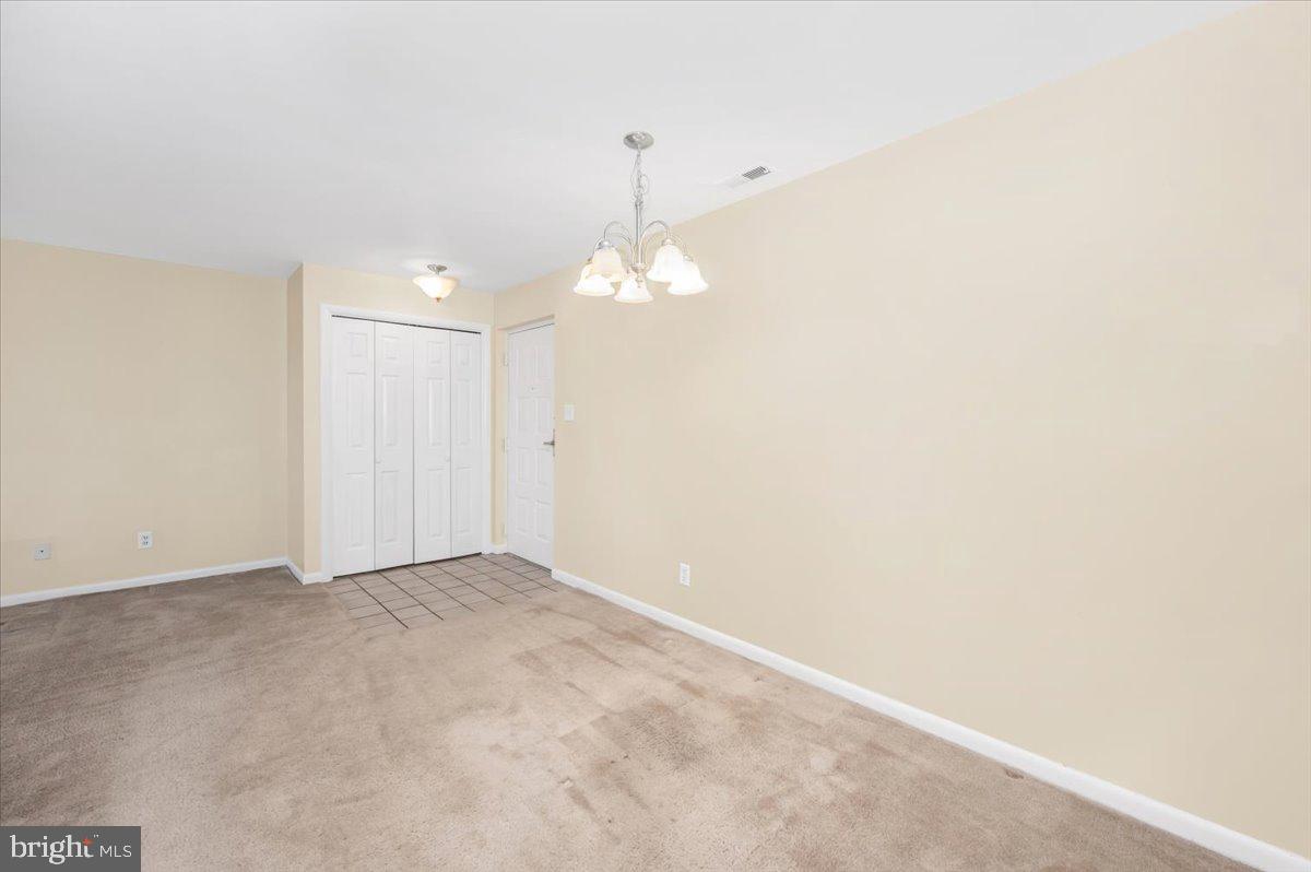 GLADE TOWN - Residential