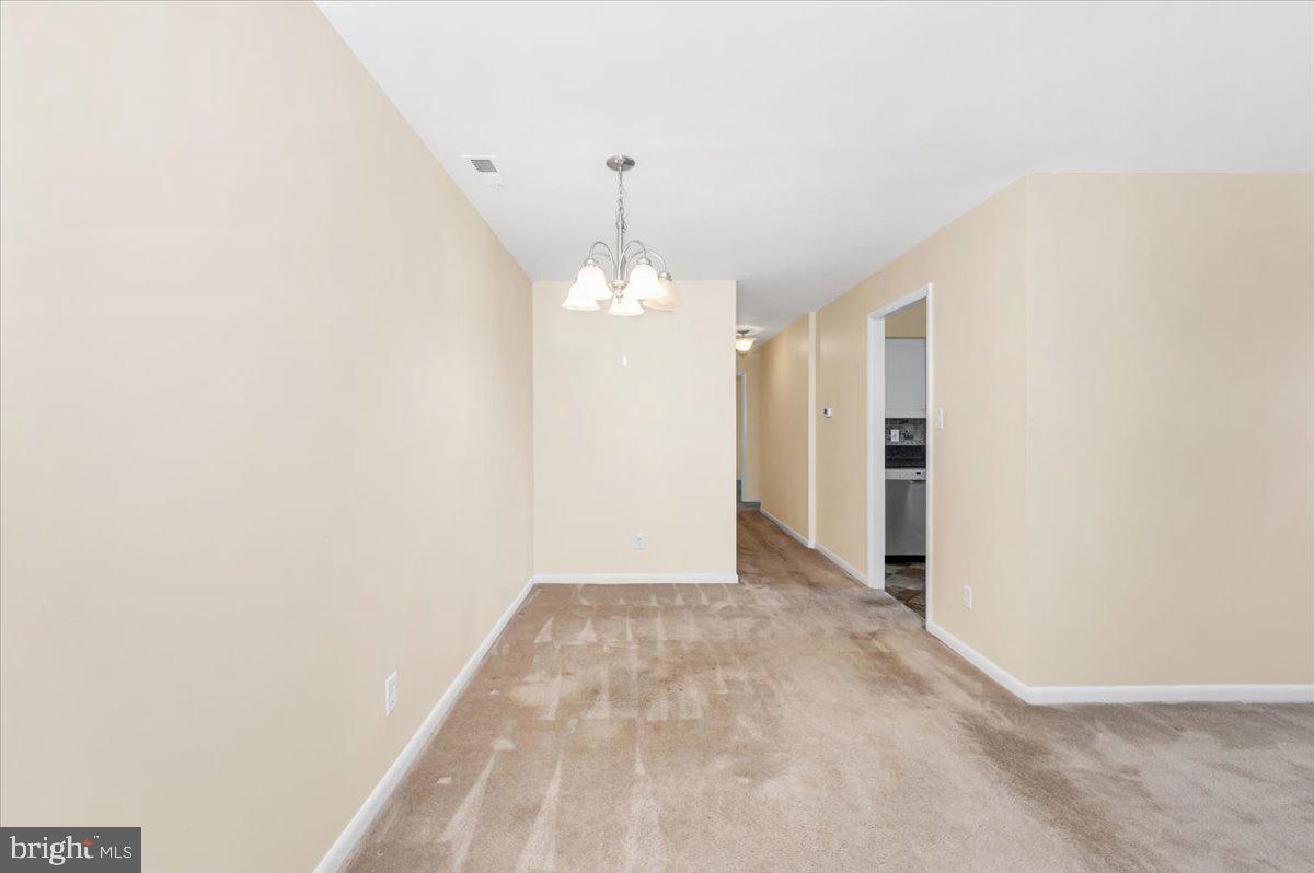 GLADE TOWN - Residential