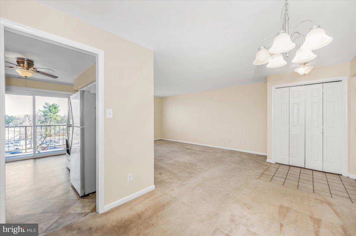 GLADE TOWN - Residential