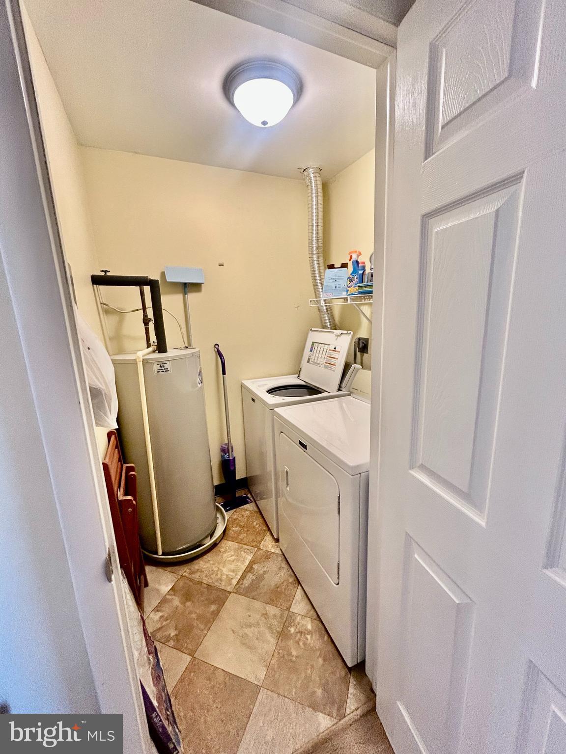 GLADE TOWN - Residential