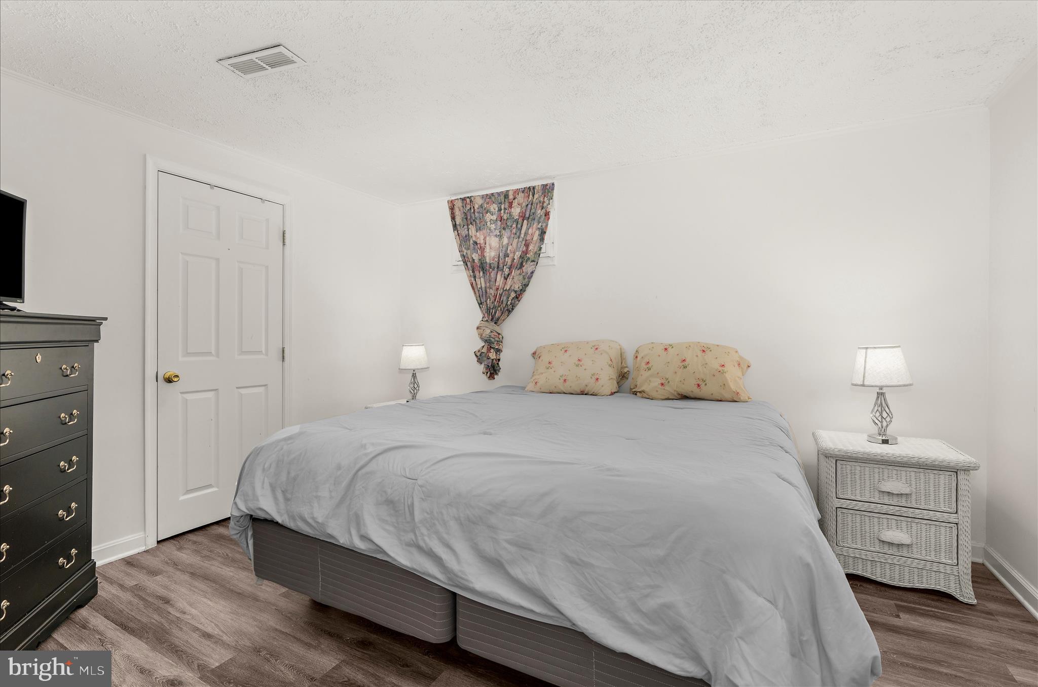 LYNNBROOK SUB - Residential