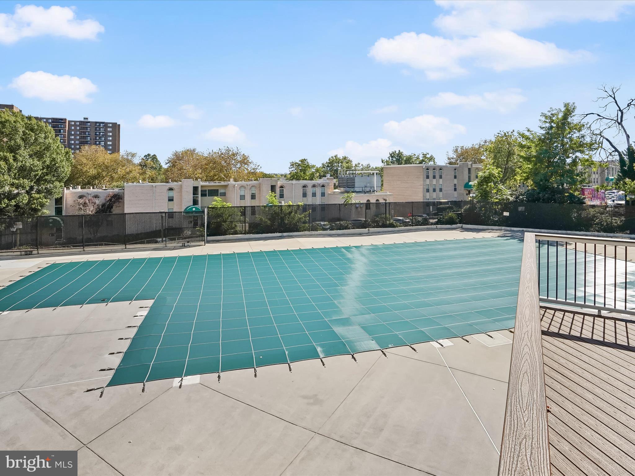 GREENHOUSE - Residential