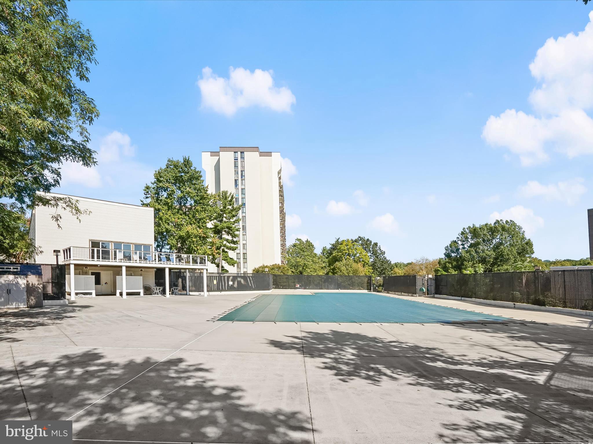 GREENHOUSE - Residential