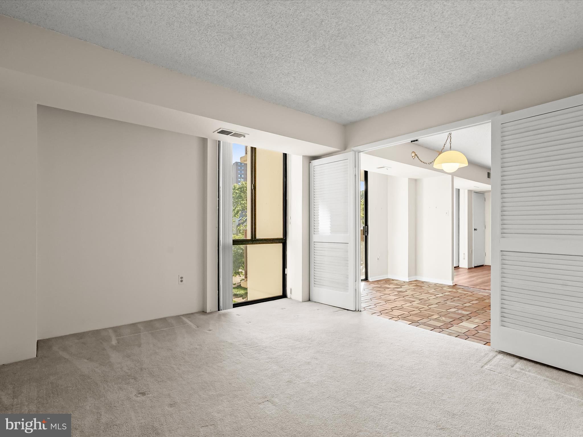 GREENHOUSE - Residential