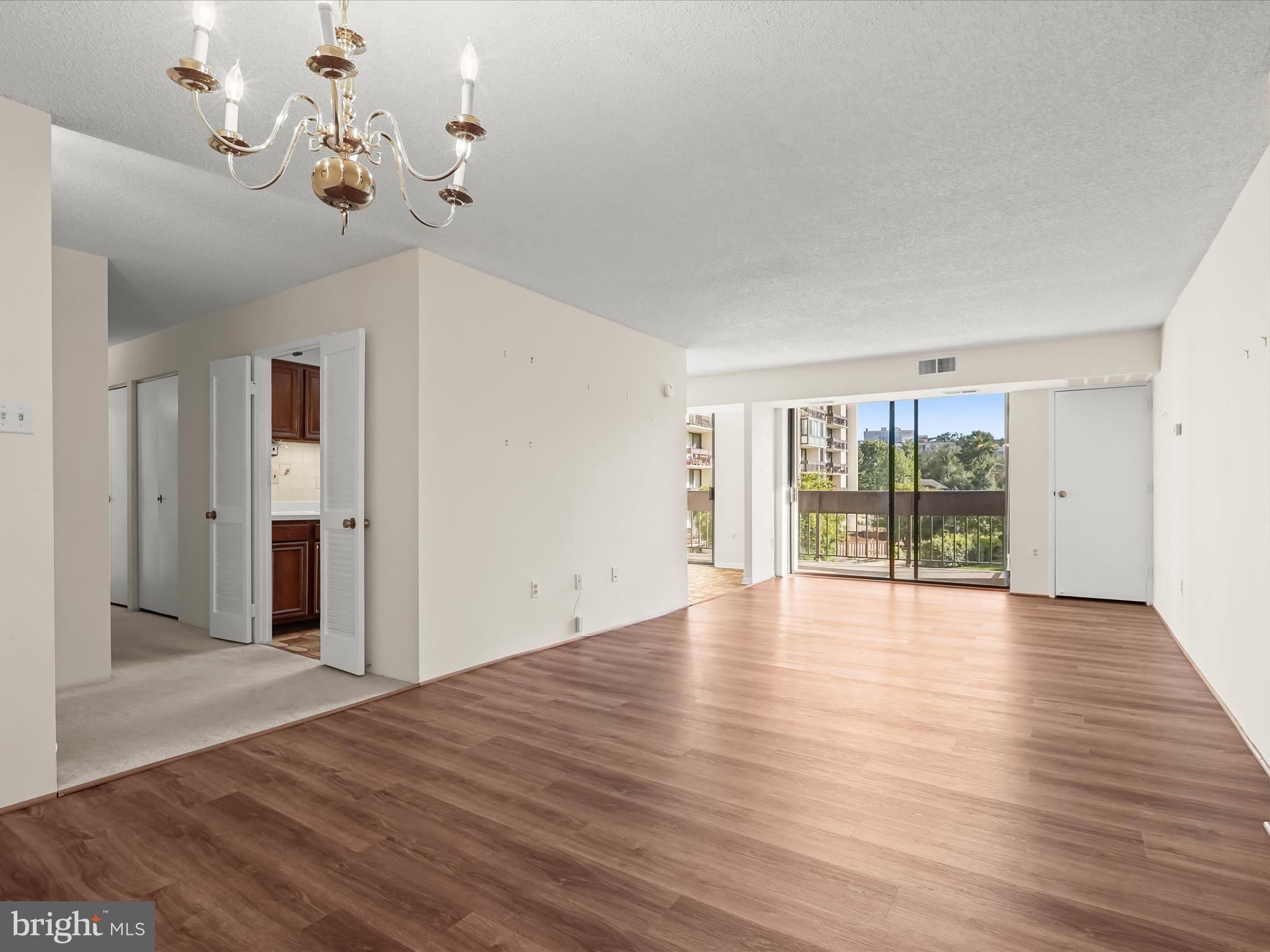 GREENHOUSE - Residential