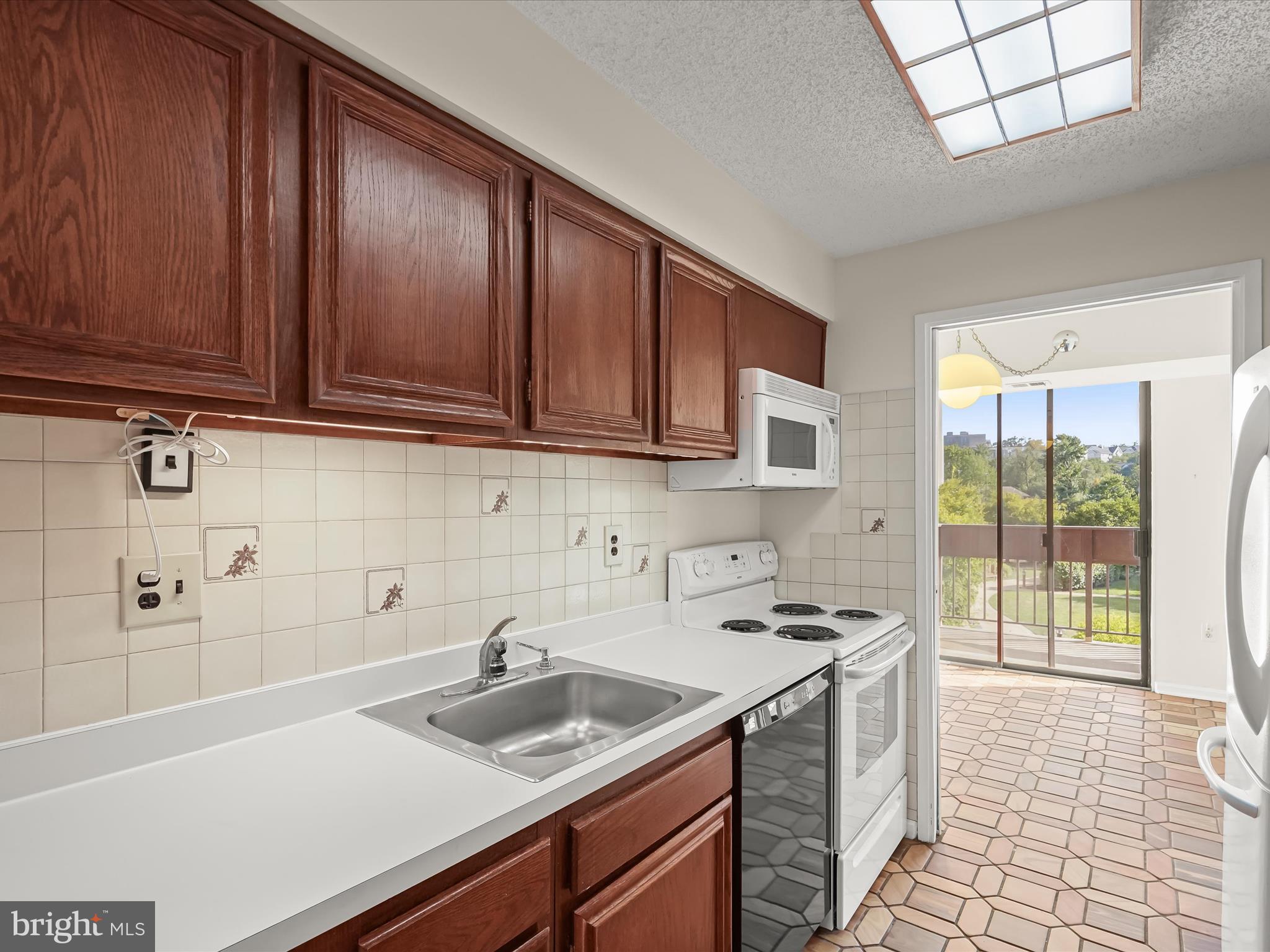 GREENHOUSE - Residential