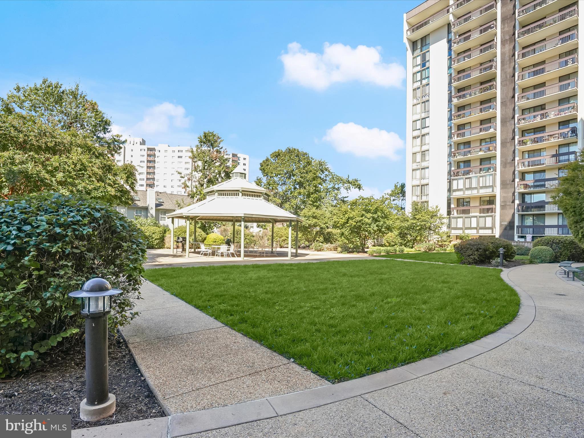 GREENHOUSE - Residential