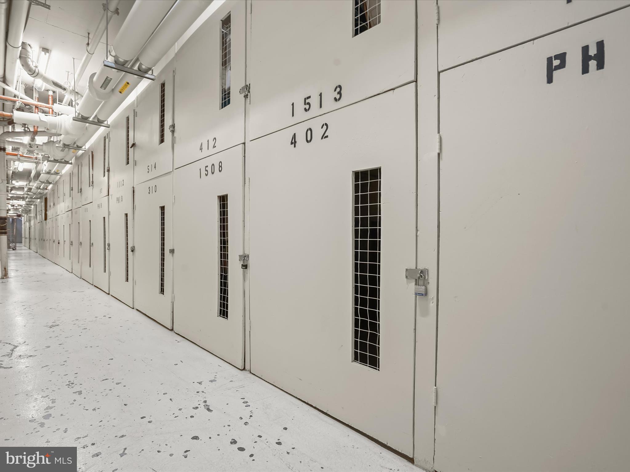 GREENHOUSE - Residential