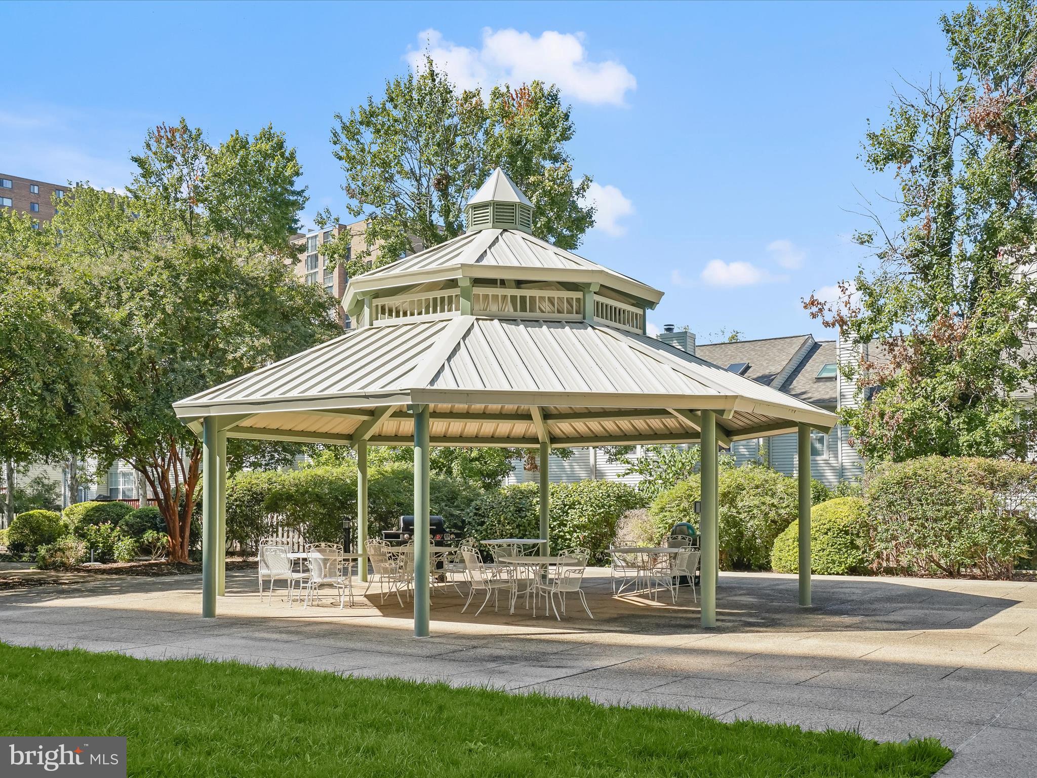 GREENHOUSE - Residential