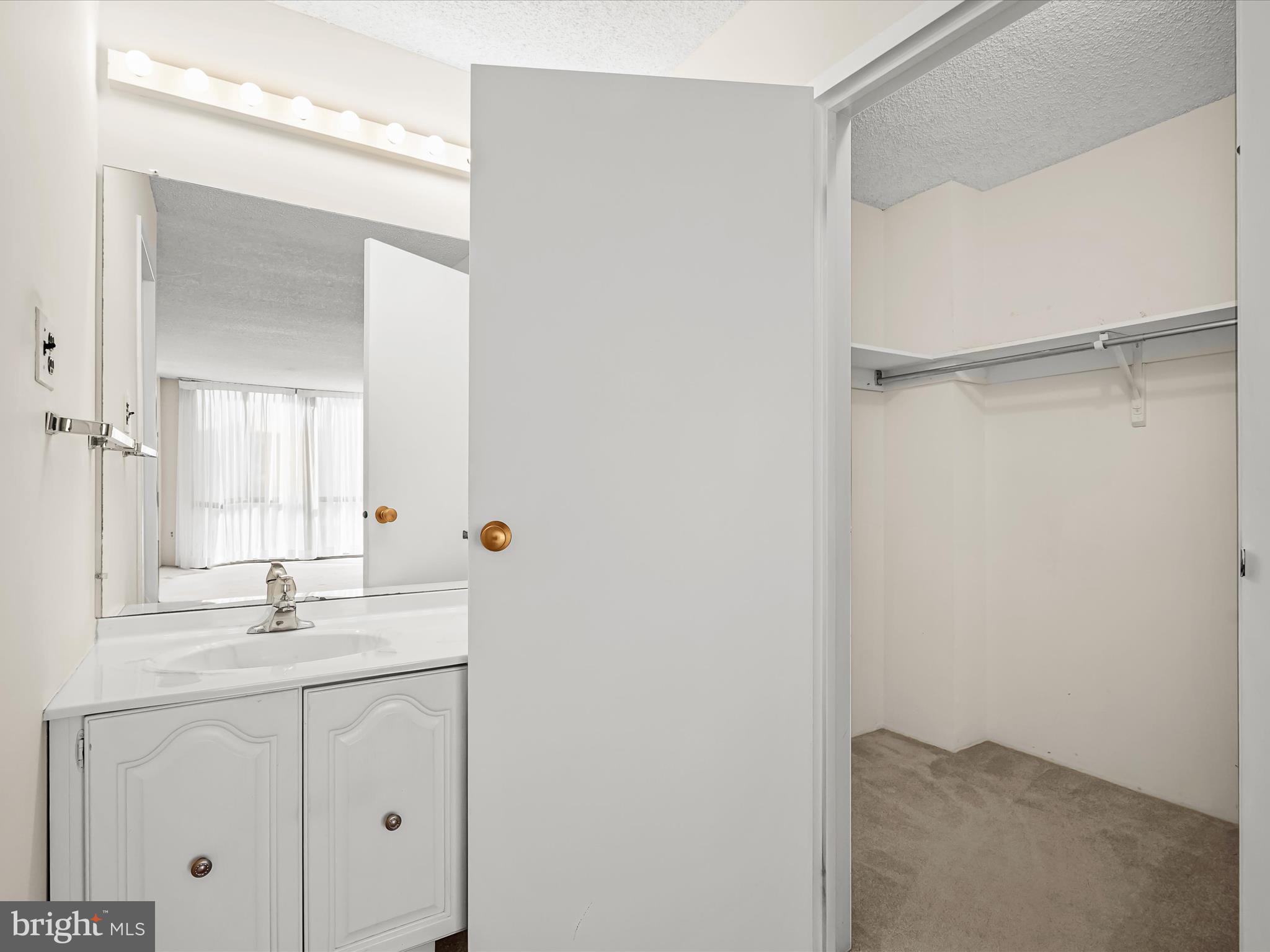 GREENHOUSE - Residential