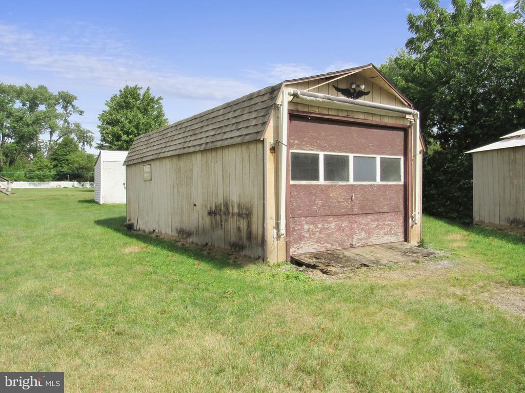 Photo of 2 E Hoover Street, Mountville, PA 17554 (MLS # PALA2040112)