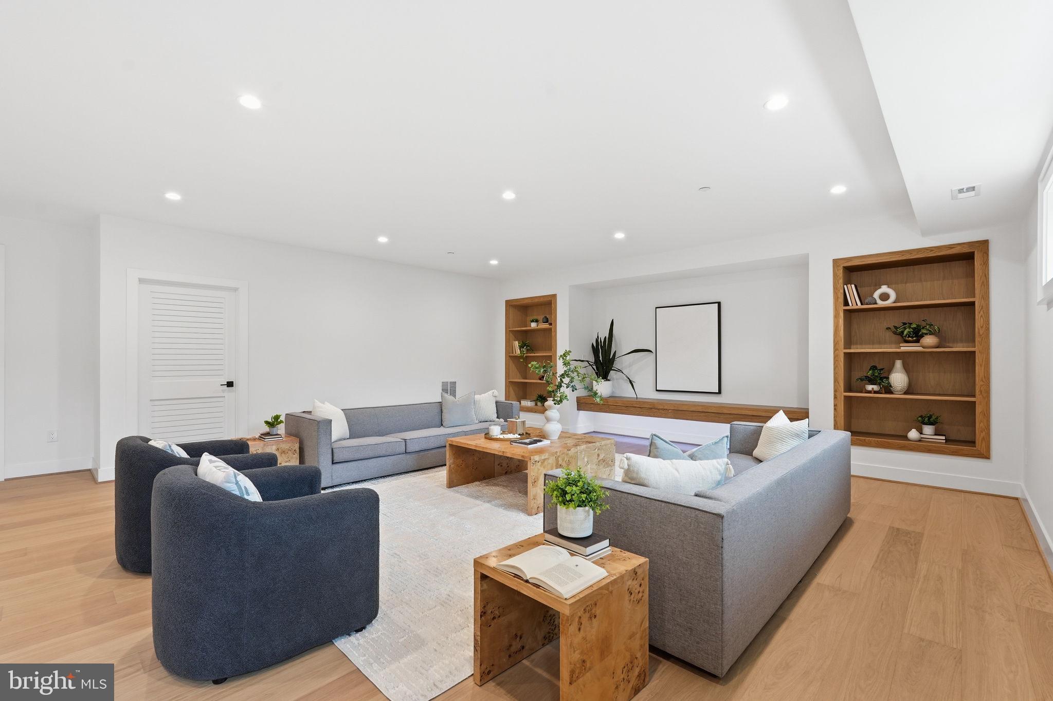 MARTINS ADDITION - Residential