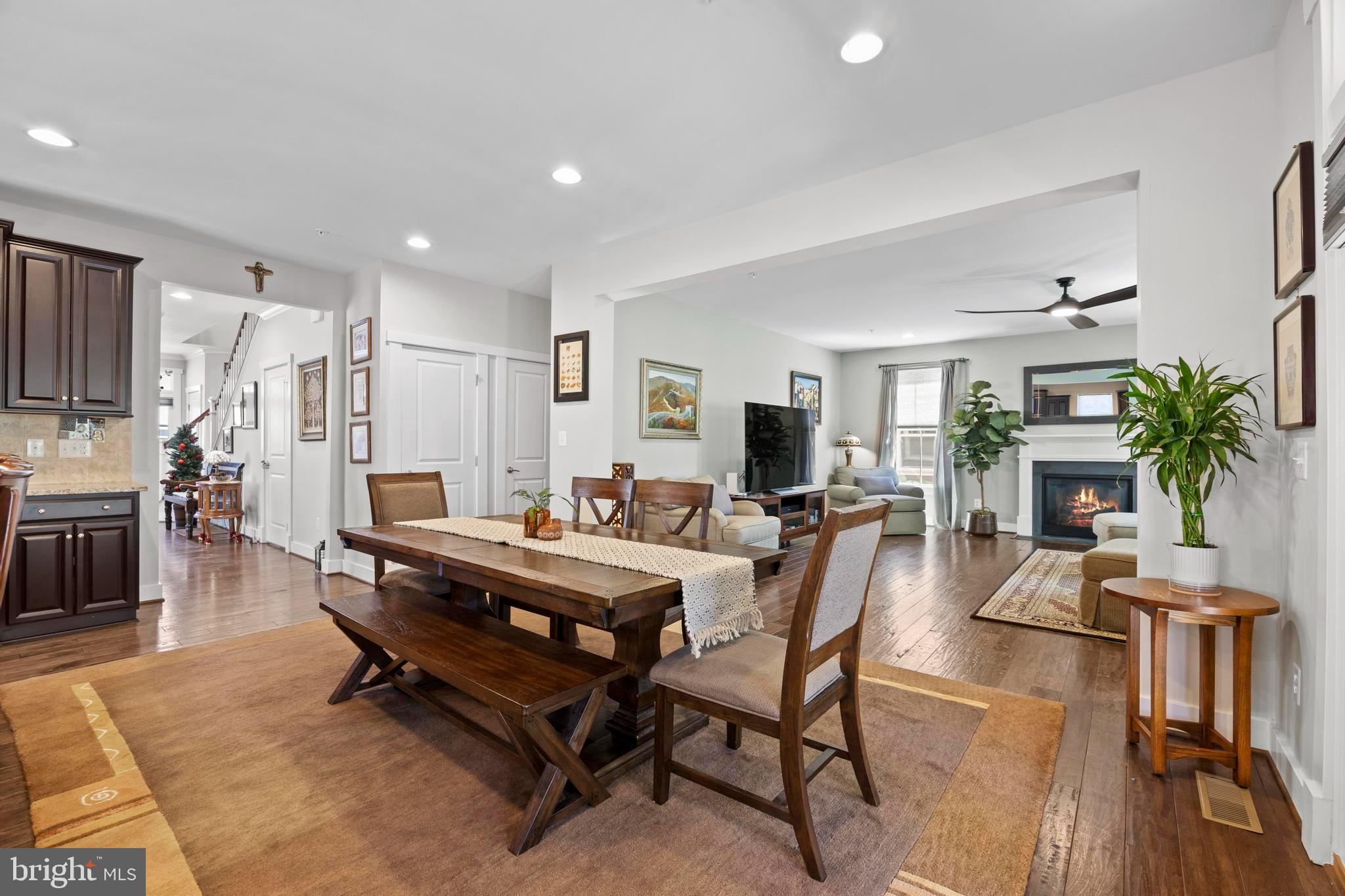 POTOMAC SHORES - Residential