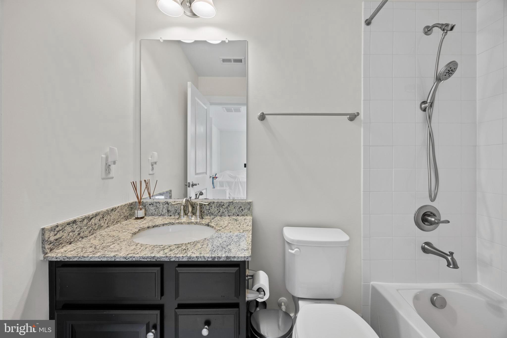 POTOMAC SHORES - Residential