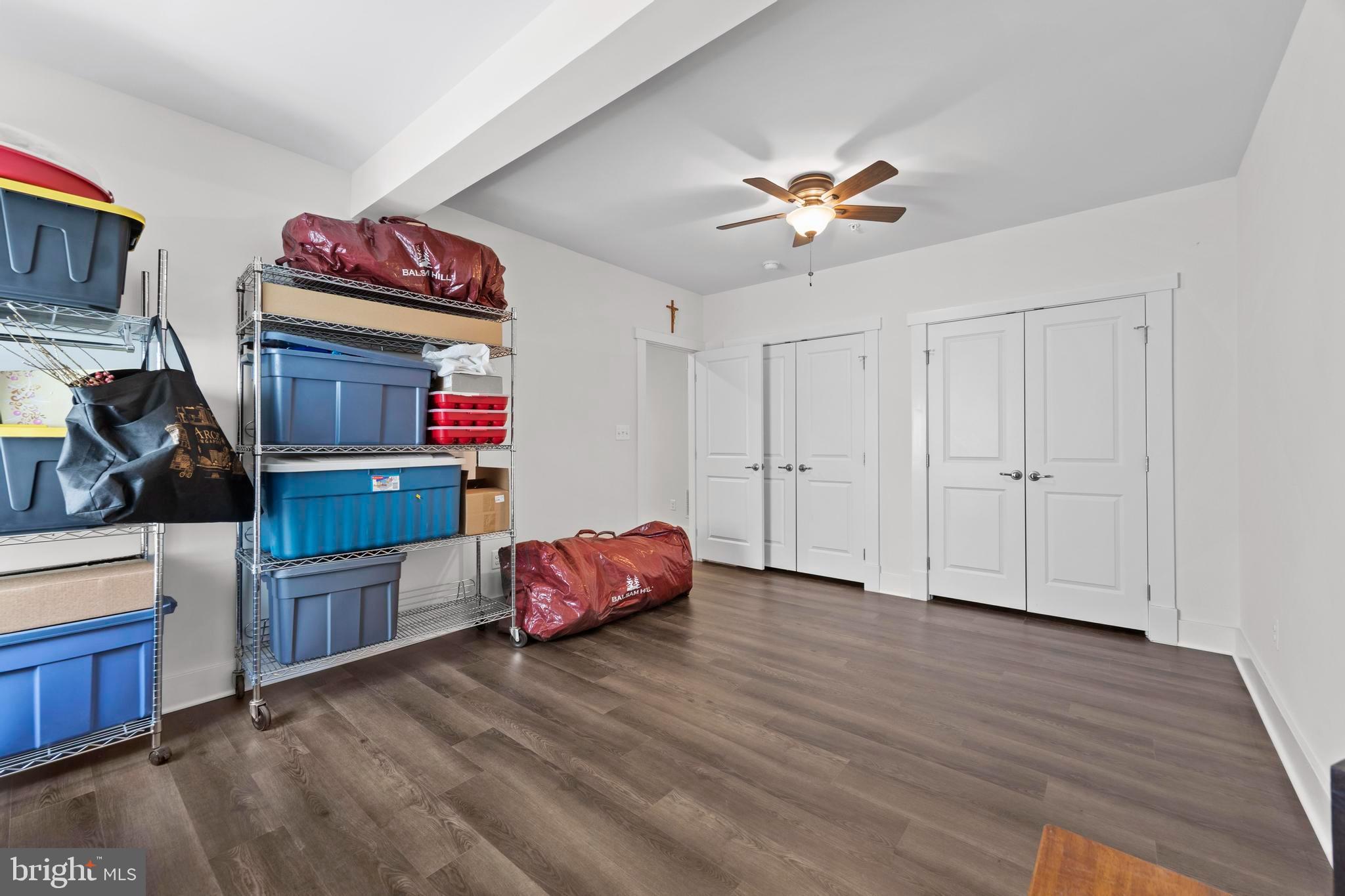 POTOMAC SHORES - Residential