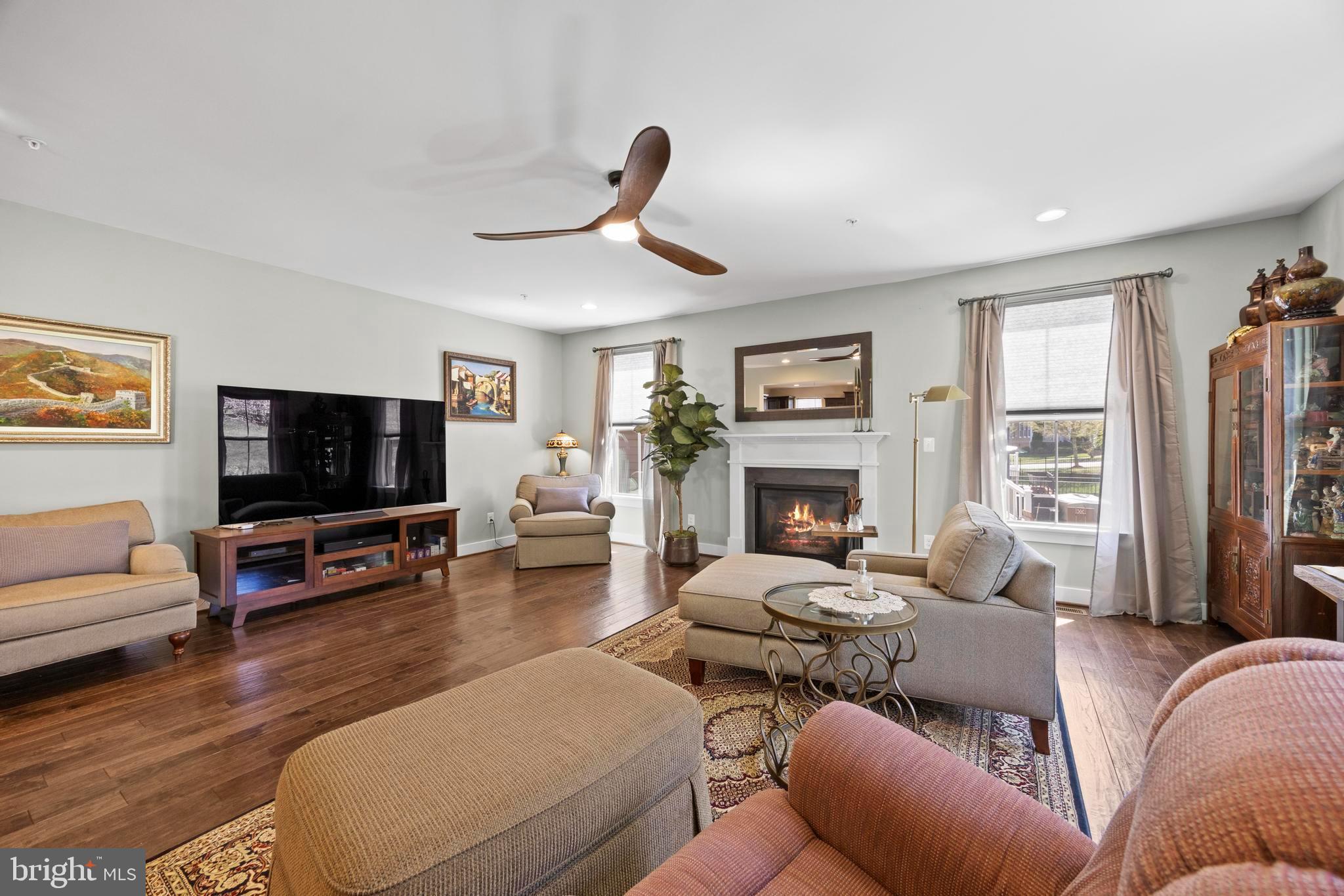 POTOMAC SHORES - Residential