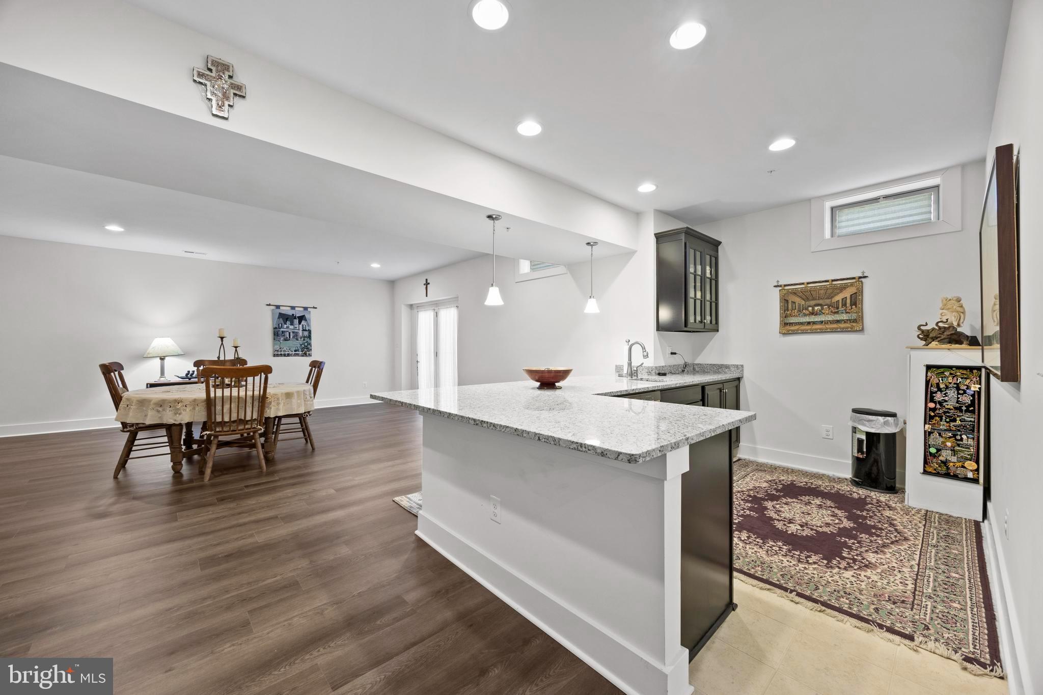 POTOMAC SHORES - Residential