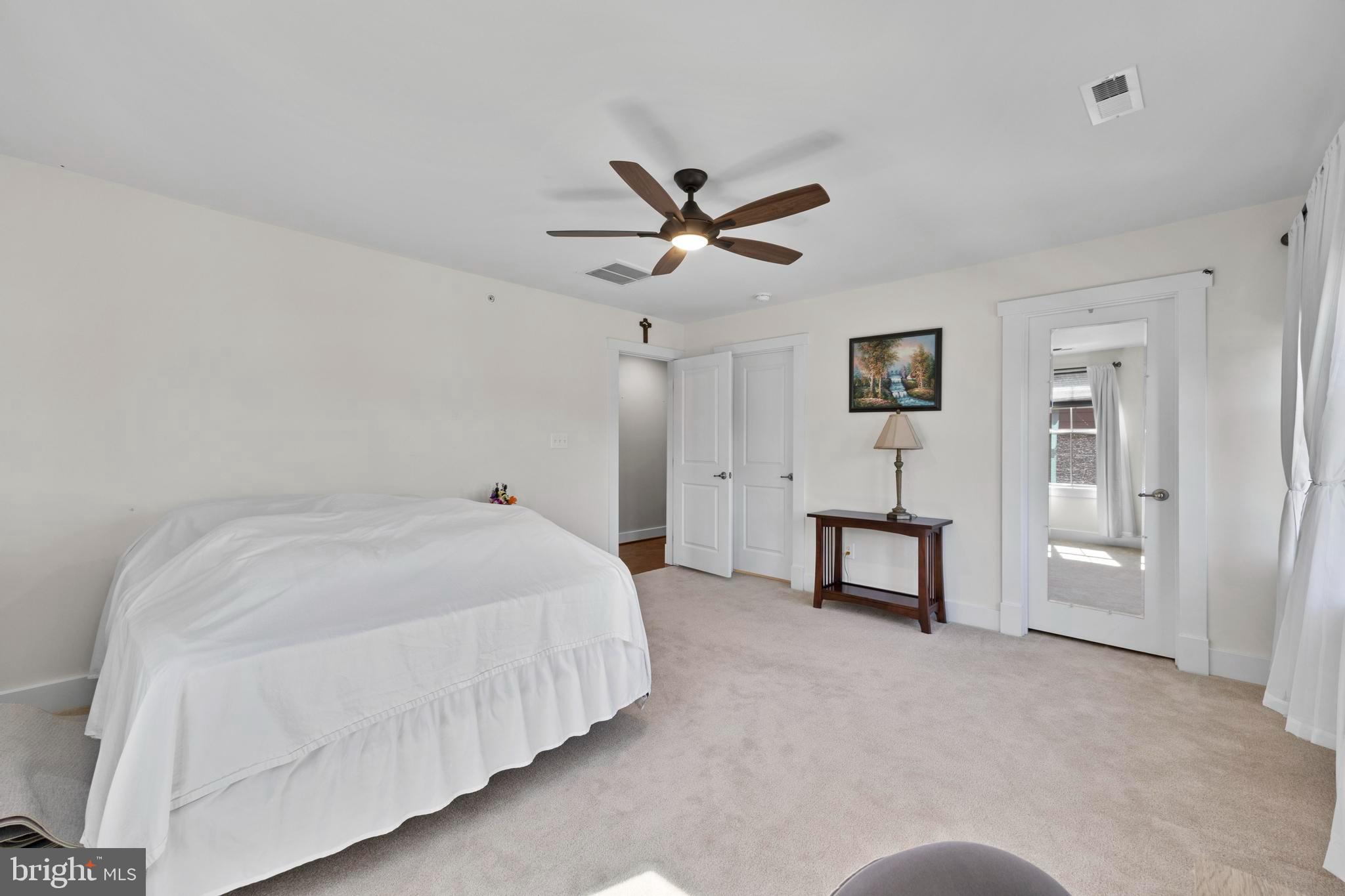 POTOMAC SHORES - Residential
