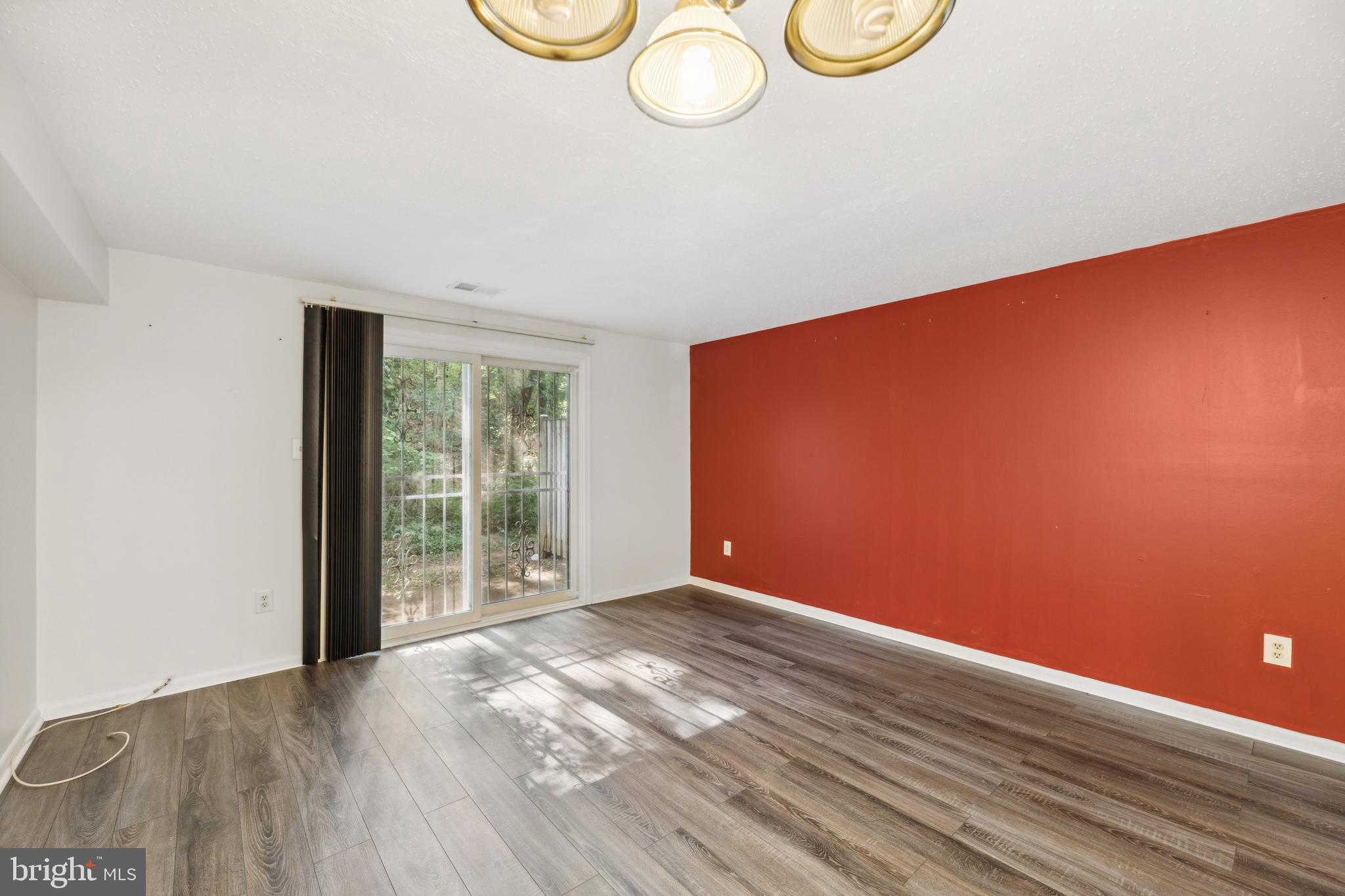 WINDMILL SQUARE - Residential