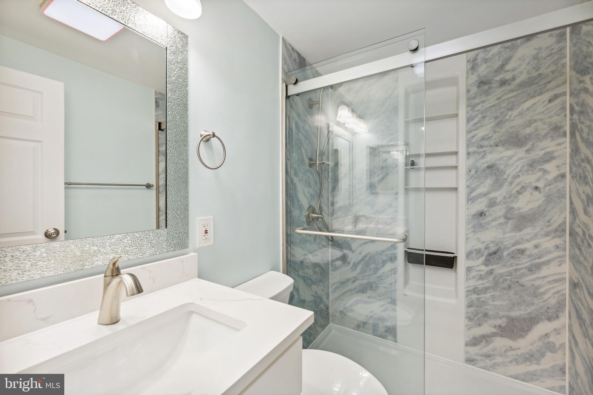 WINDMILL SQUARE - Residential