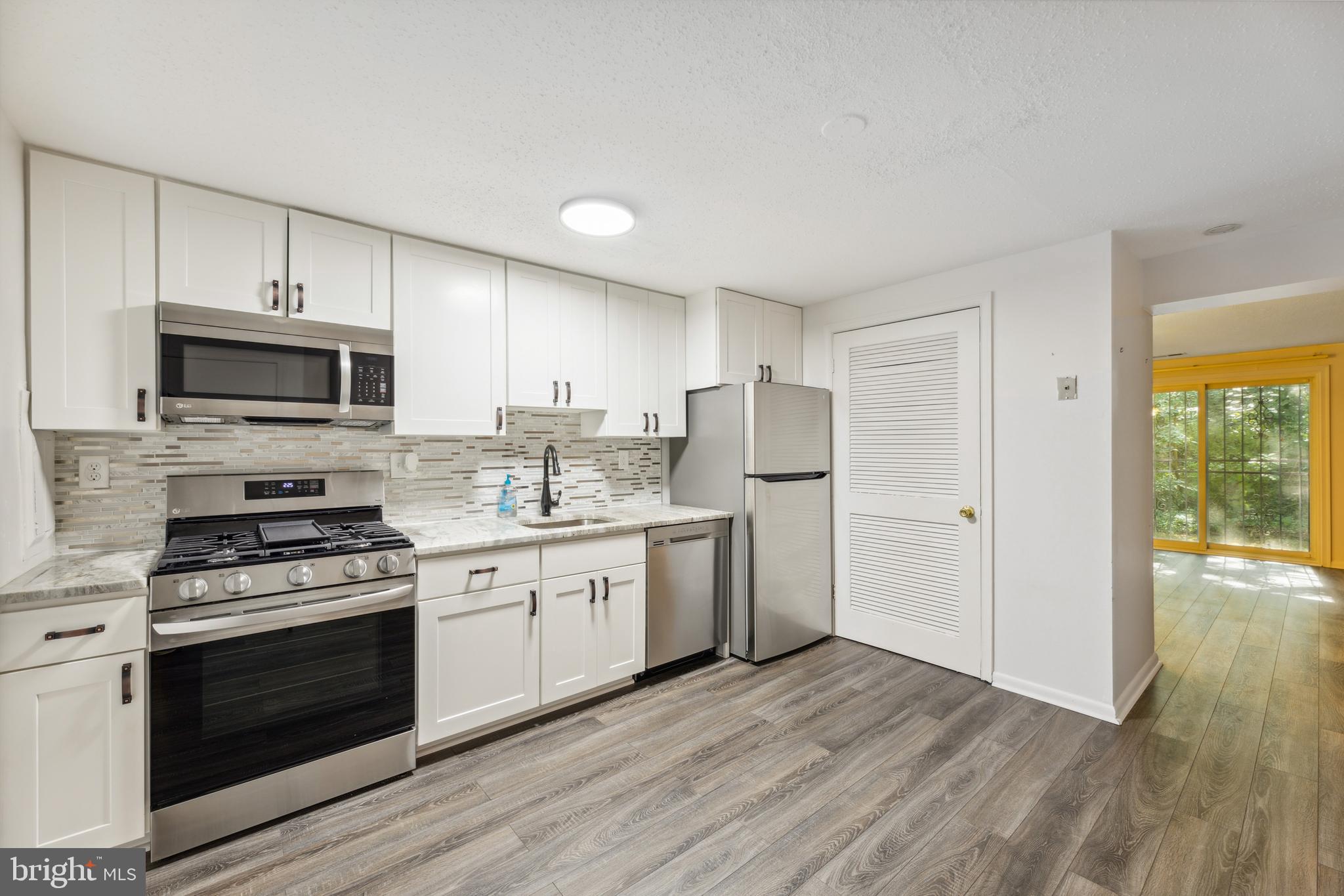 WINDMILL SQUARE - Residential