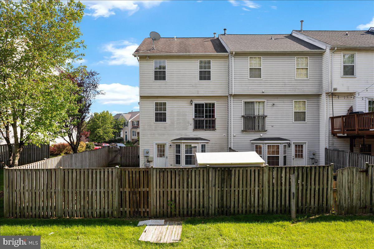 BRIDLEWOOD - Residential