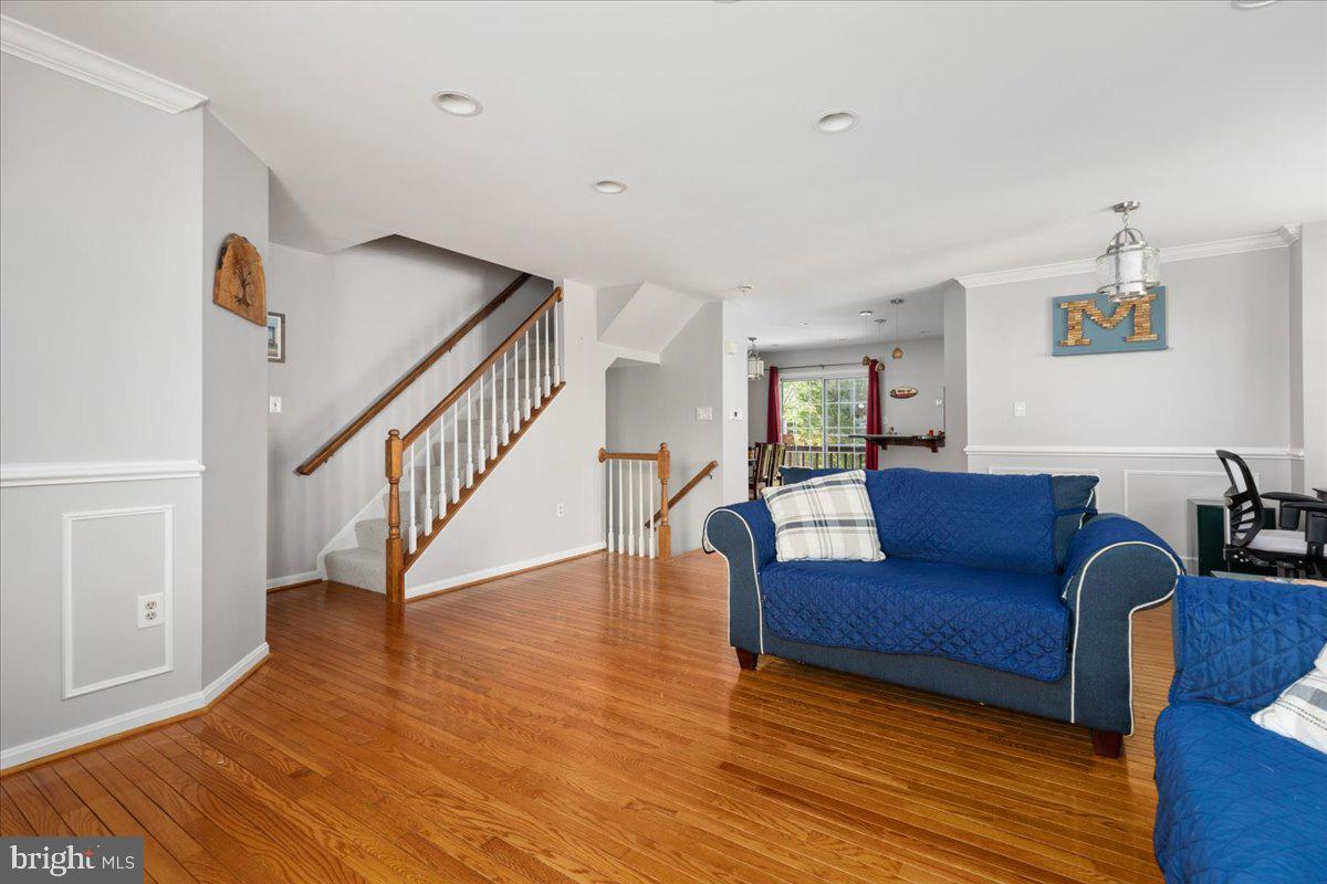 BRIDLEWOOD - Residential