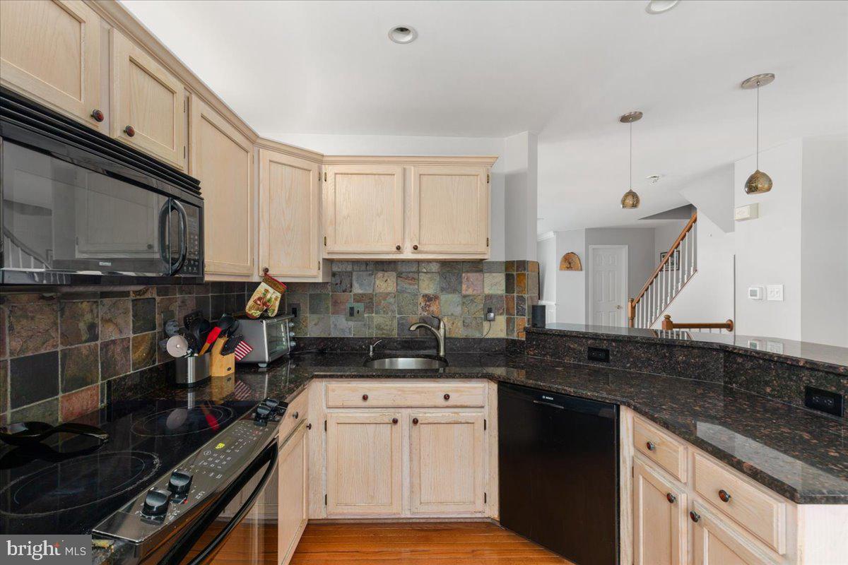 BRIDLEWOOD - Residential