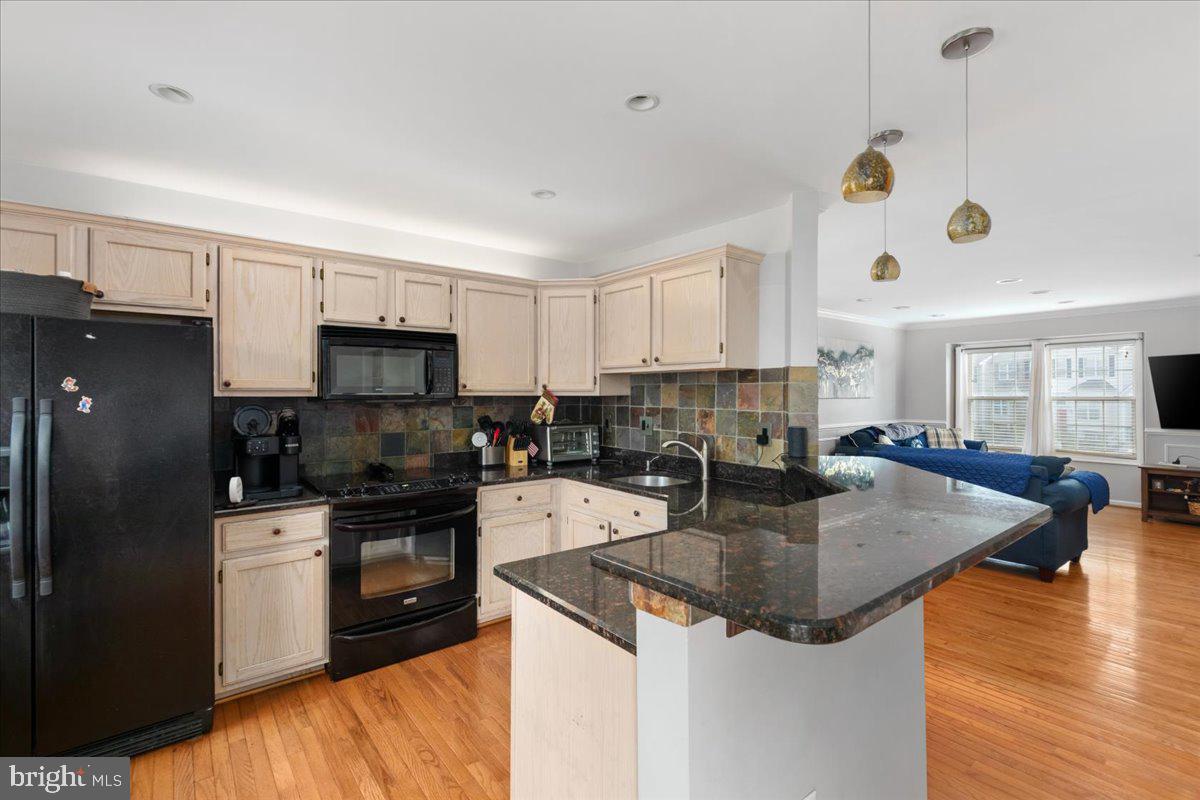 BRIDLEWOOD - Residential