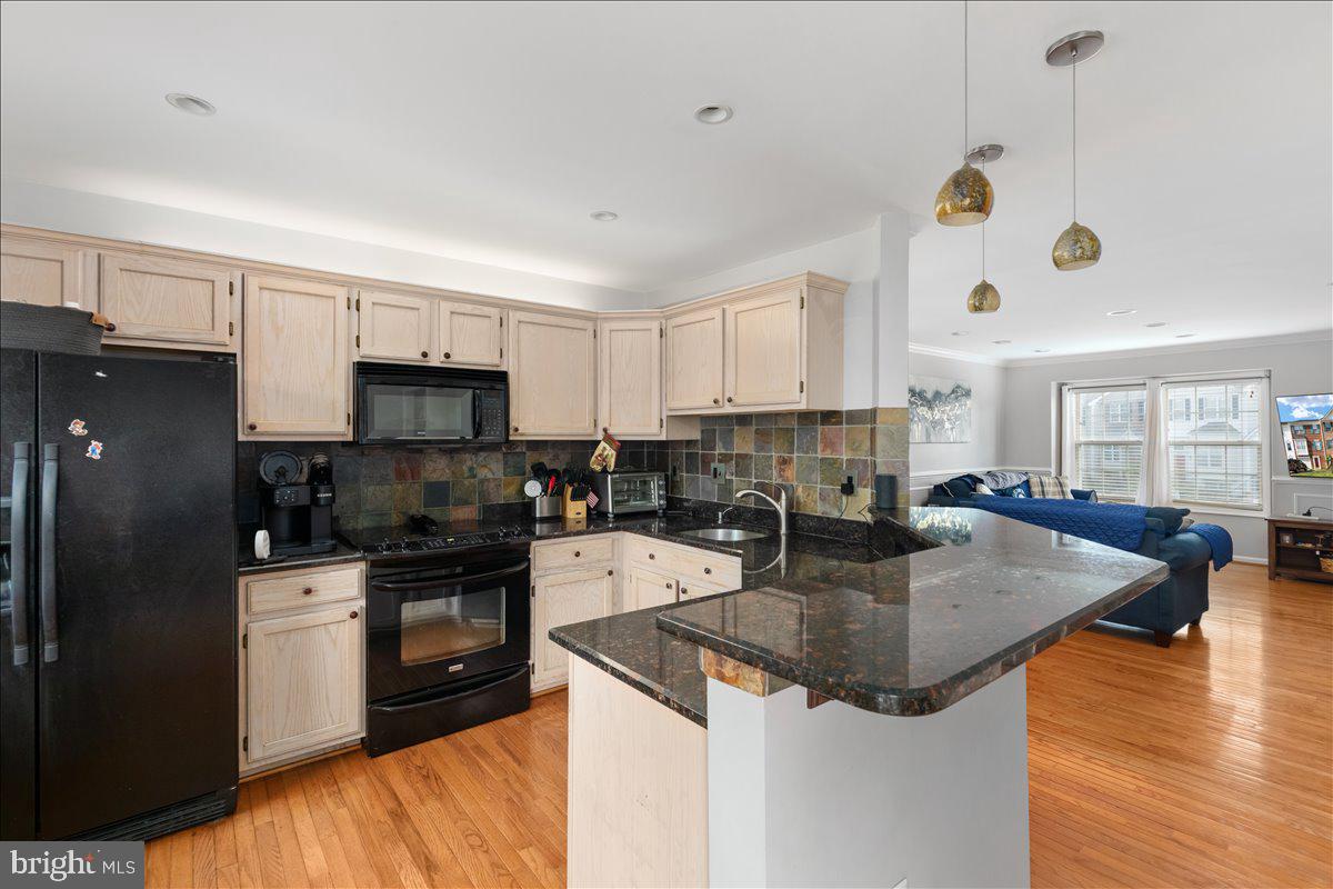BRIDLEWOOD - Residential
