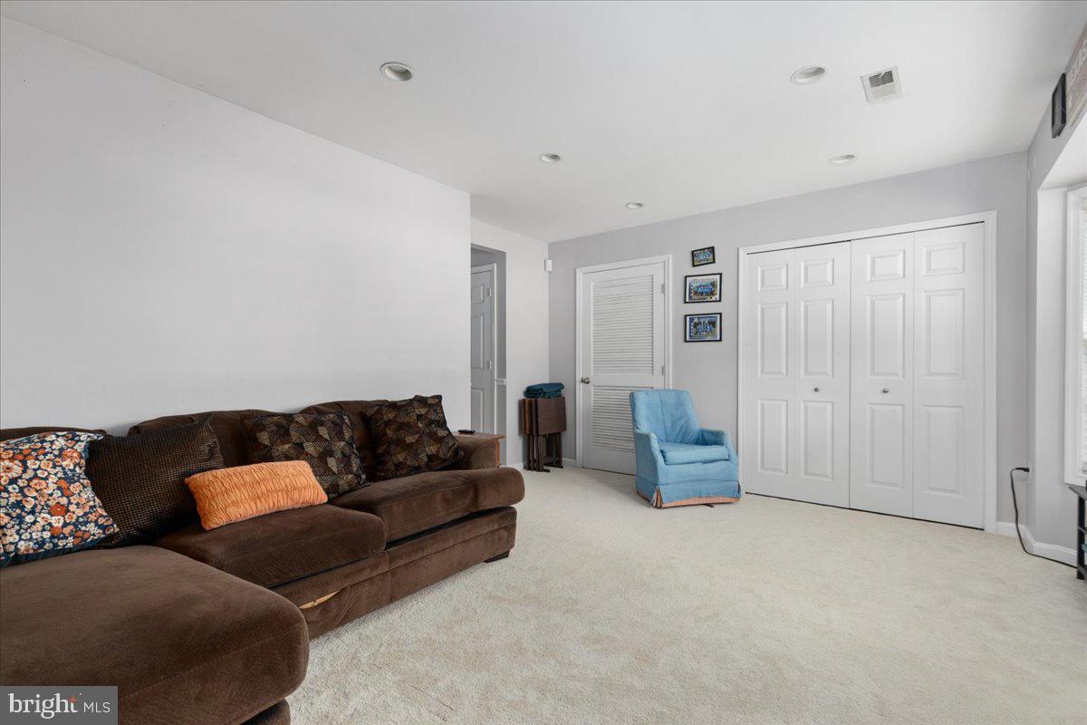 BRIDLEWOOD - Residential