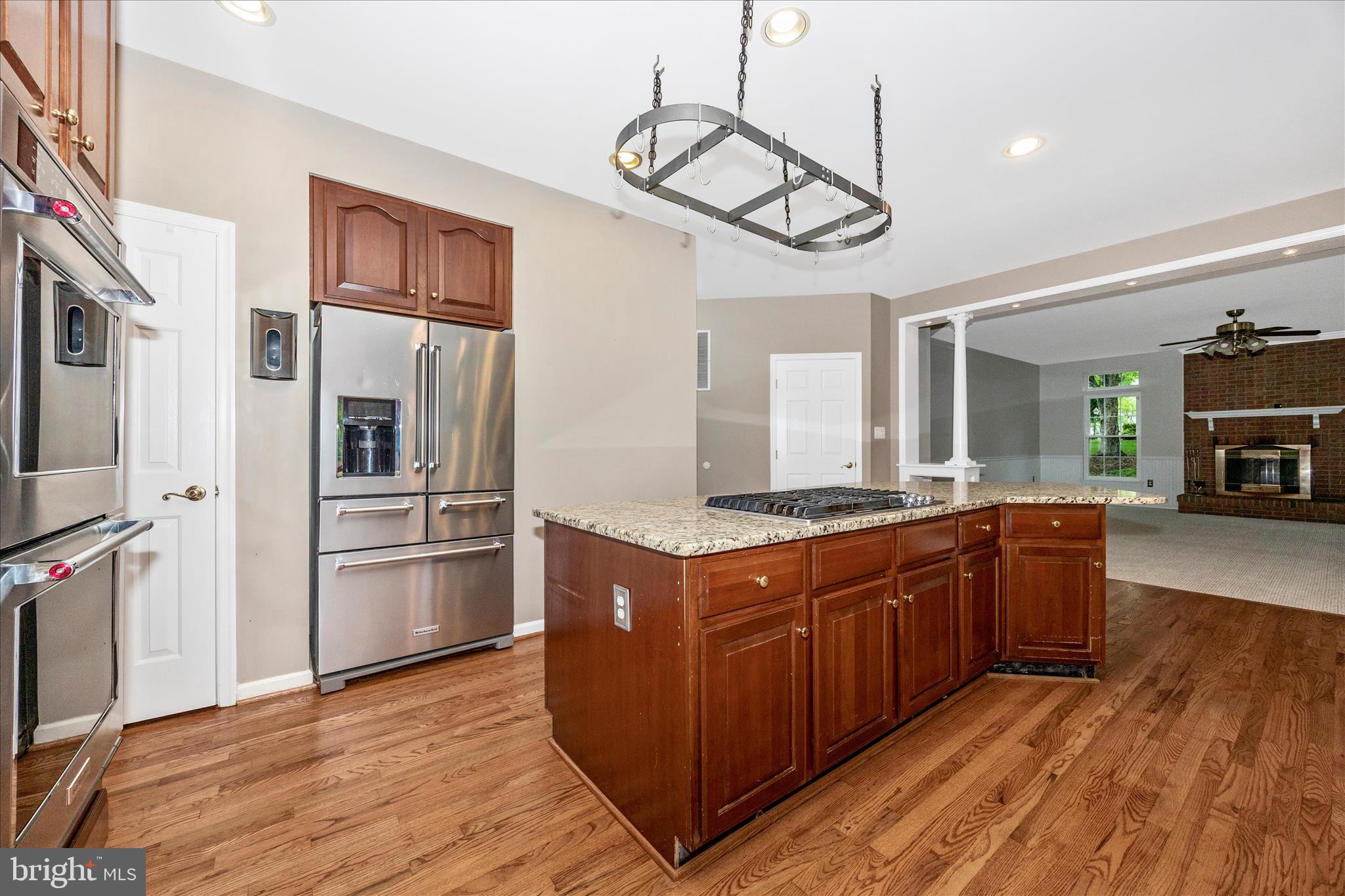 SPRING RIDGE - Residential