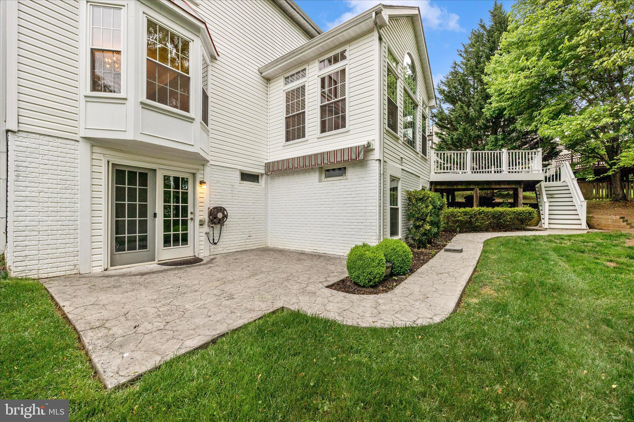 SPRING RIDGE - Residential