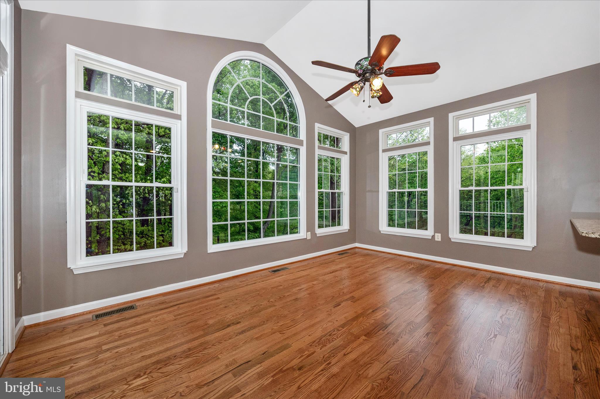 SPRING RIDGE - Residential