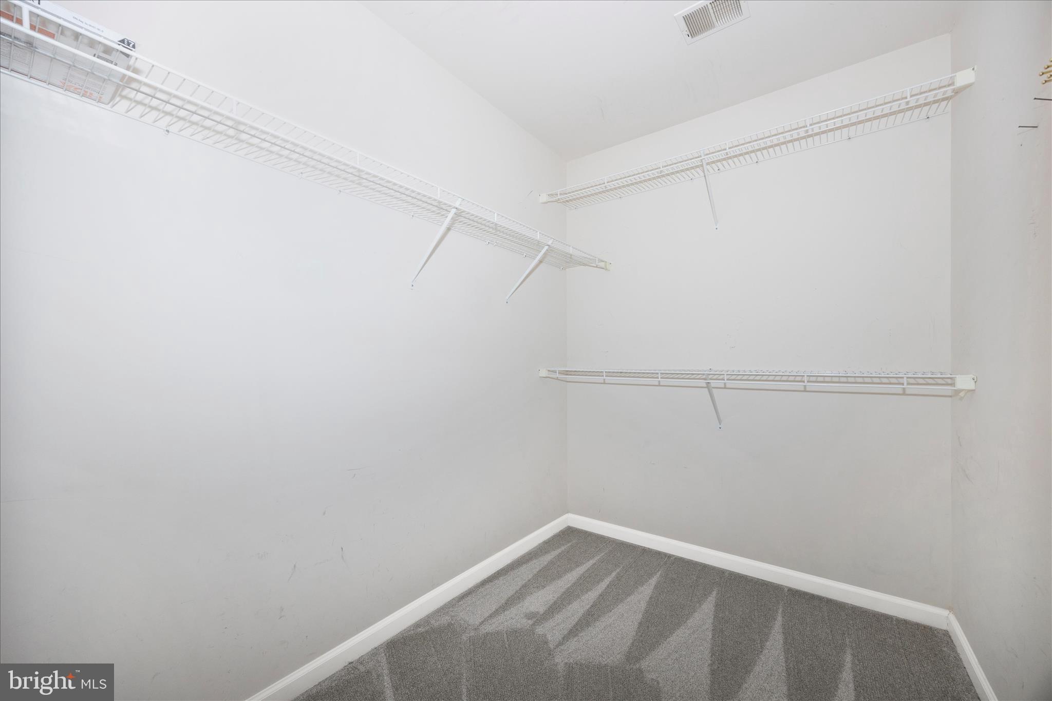 SPRING RIDGE - Residential