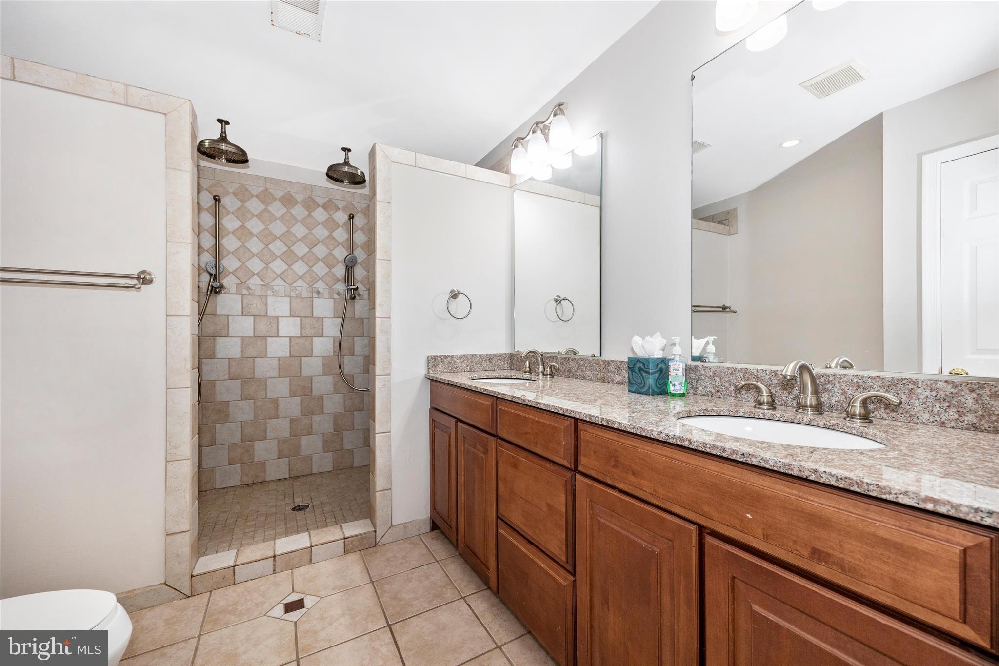 SPRING RIDGE - Residential