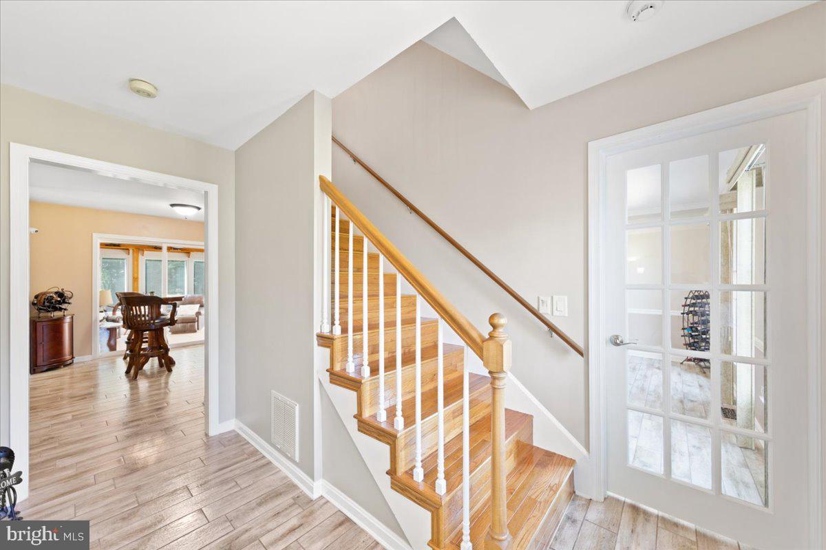 NUTTERS CROSSING - Residential