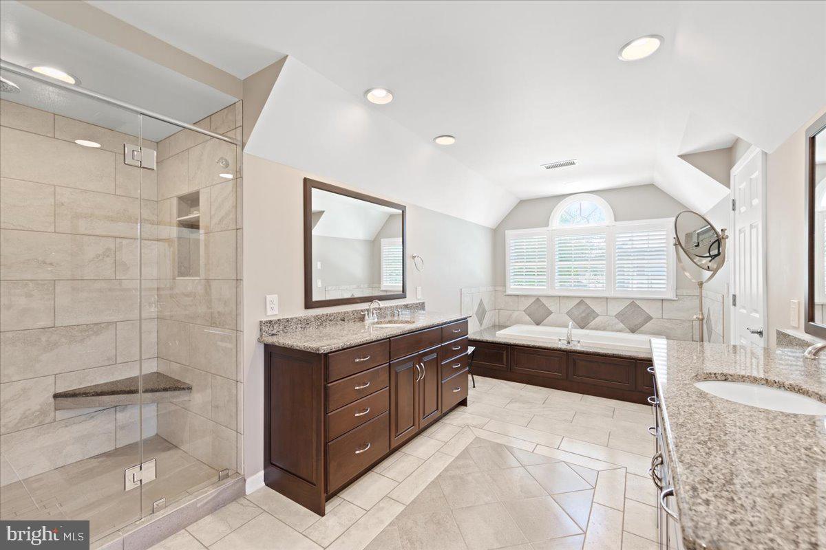 NUTTERS CROSSING - Residential