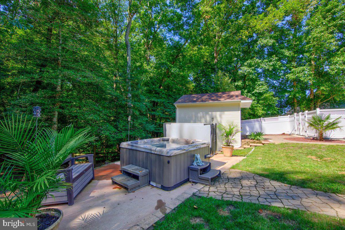 NUTTERS CROSSING - Residential