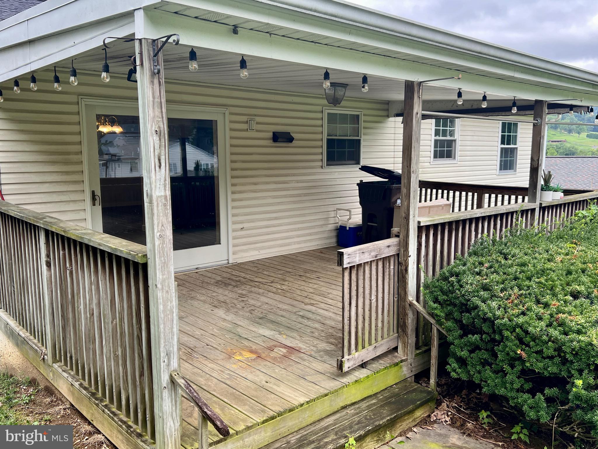 17 ELAINE DRIVE
