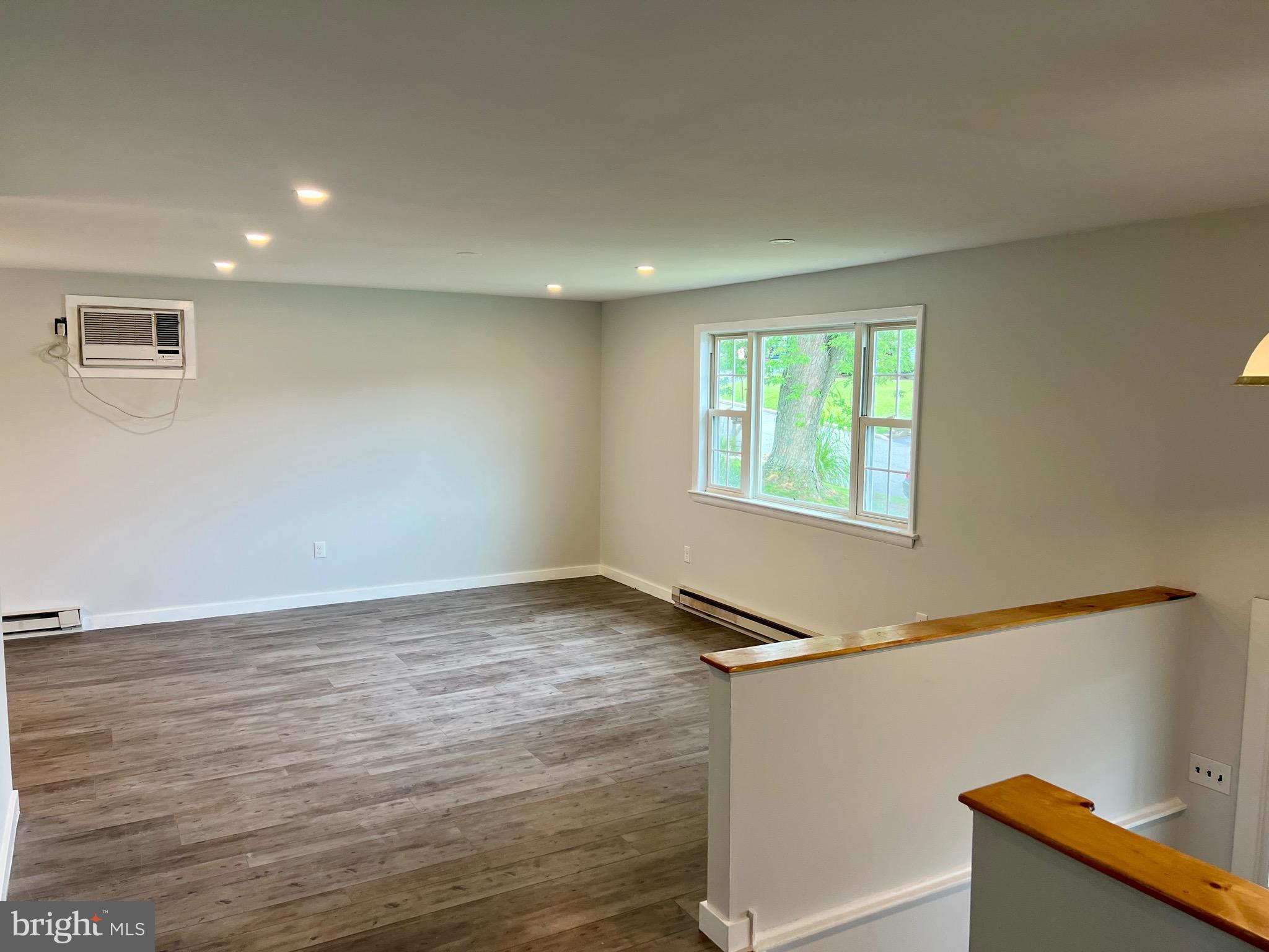 17 ELAINE DRIVE