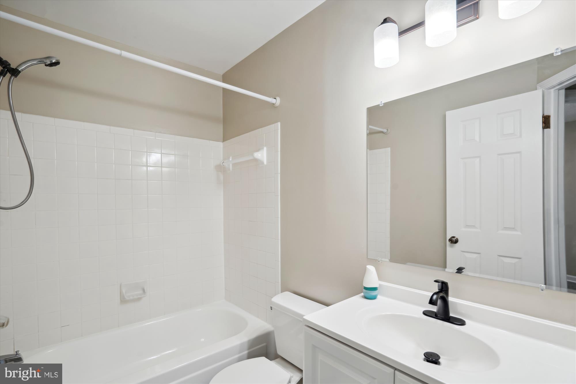 DORSEY PLACE - Residential Lease