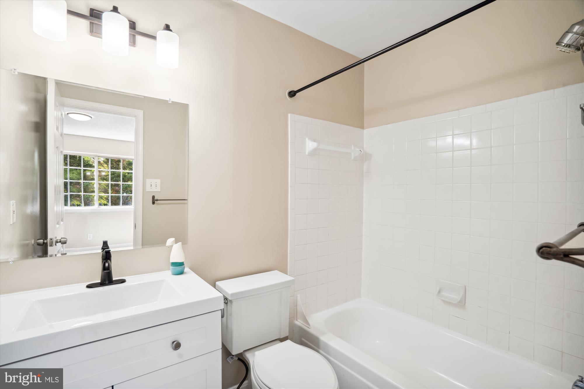 DORSEY PLACE - Residential Lease