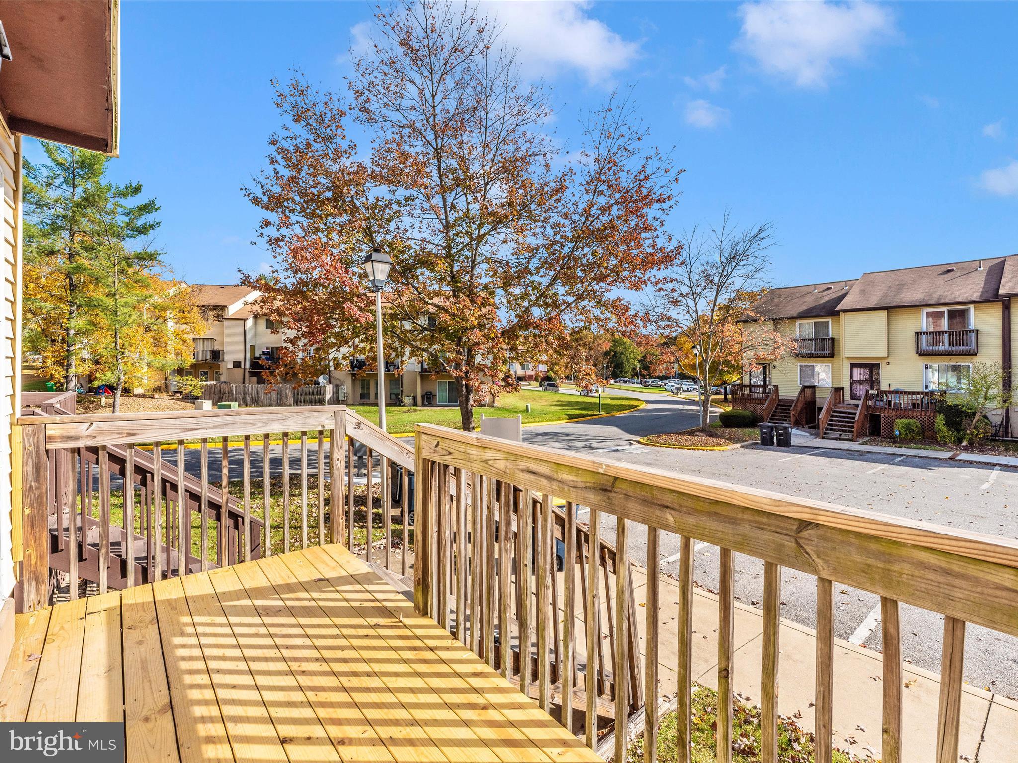 APPLEWALK CONDO - Residential