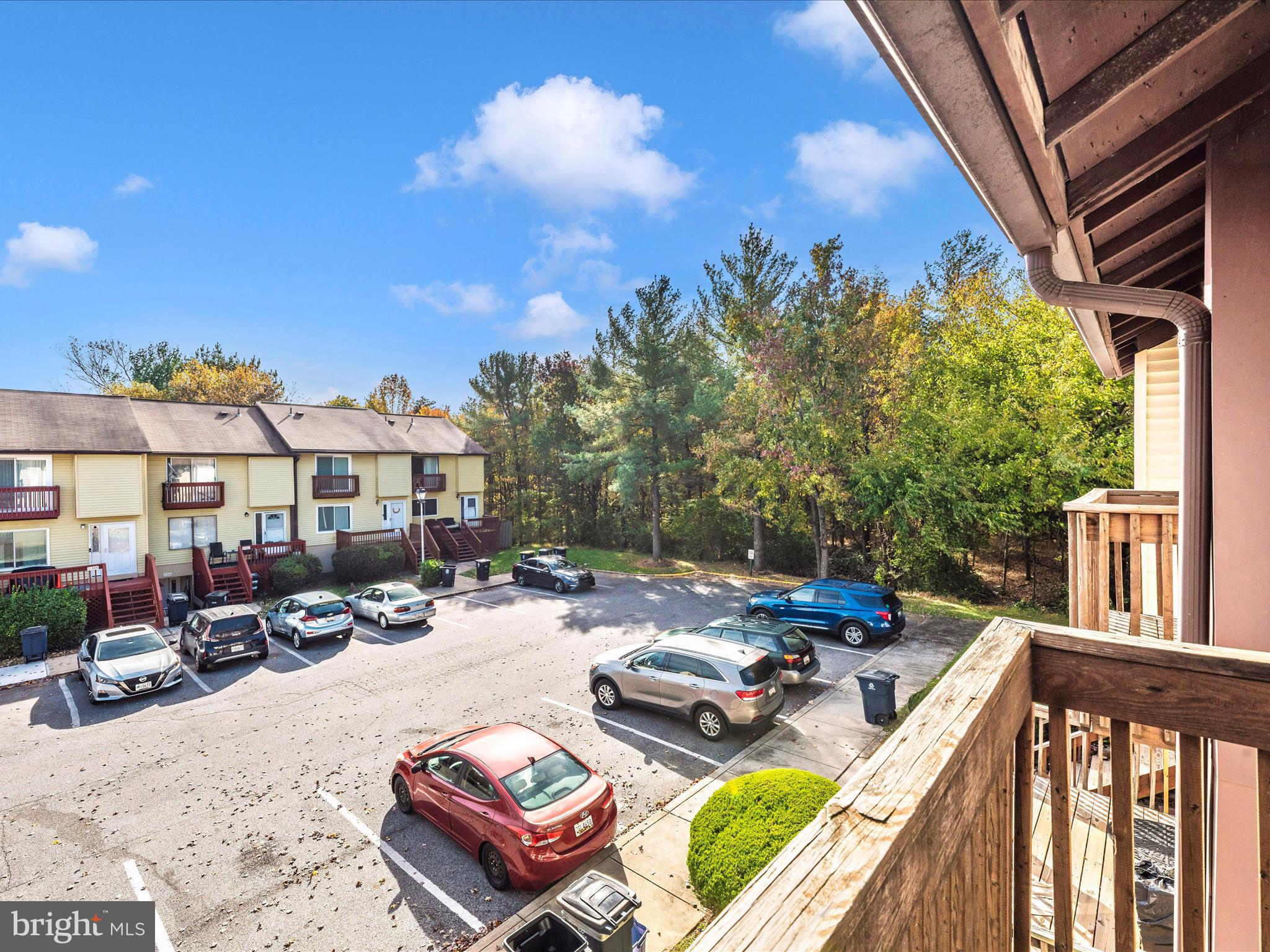 APPLEWALK CONDO - Residential