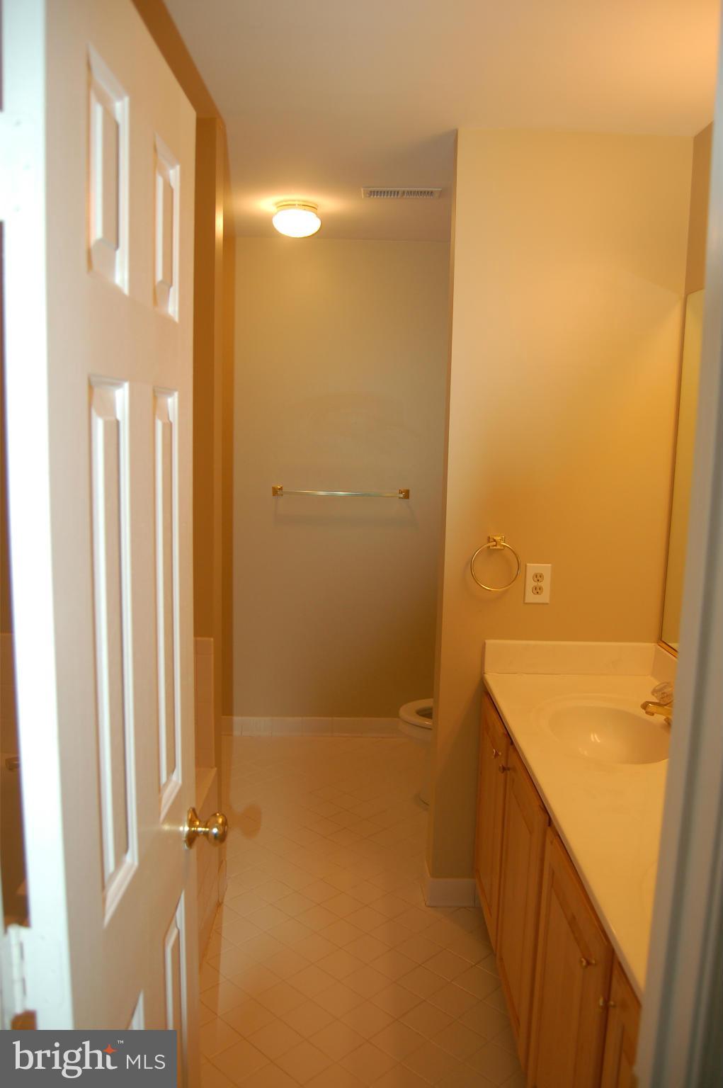 HICKORY RIDGE LA PLATA - Residential Lease